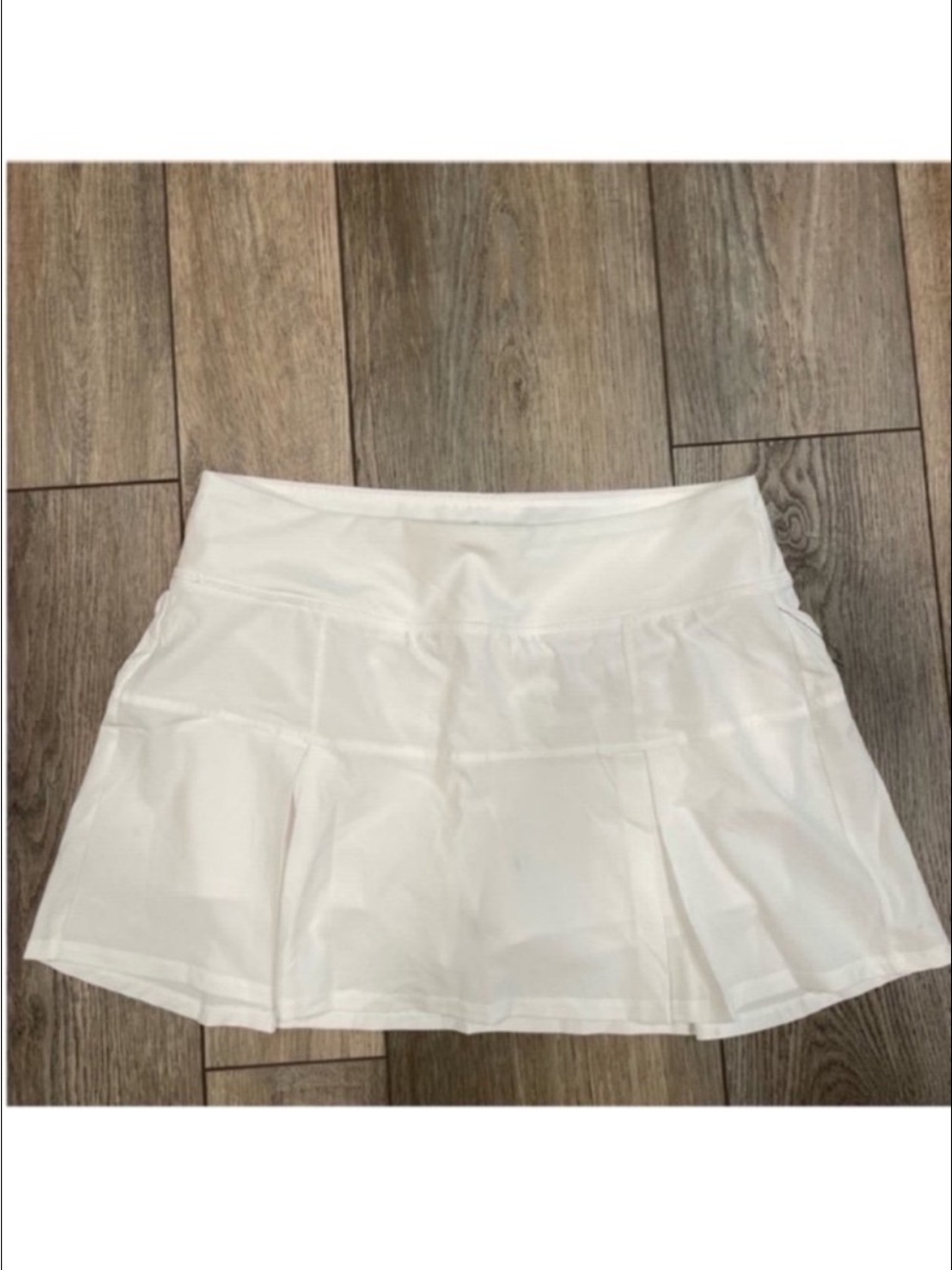 Eton Women’s White Athletic Tennis Skorts M